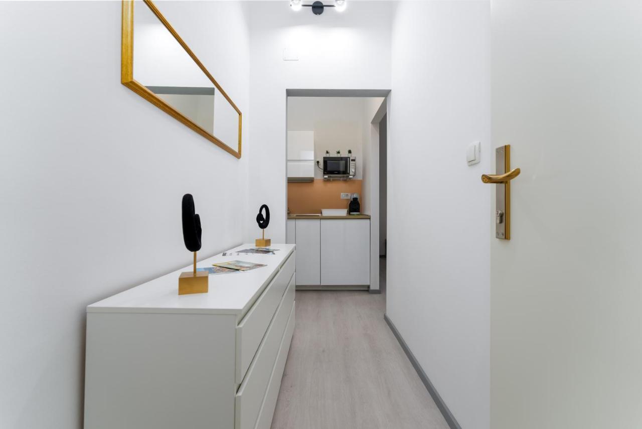 Centar Apartments Rijeka Buitenkant foto